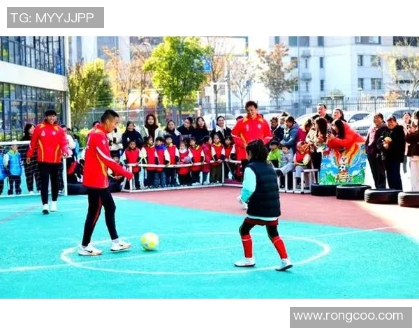 幼儿园足球明星宝贝的成长之路与梦想启航