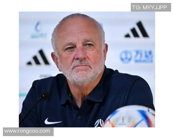 澳大利亚足球明星因病缺席比赛引发的关注与讨论